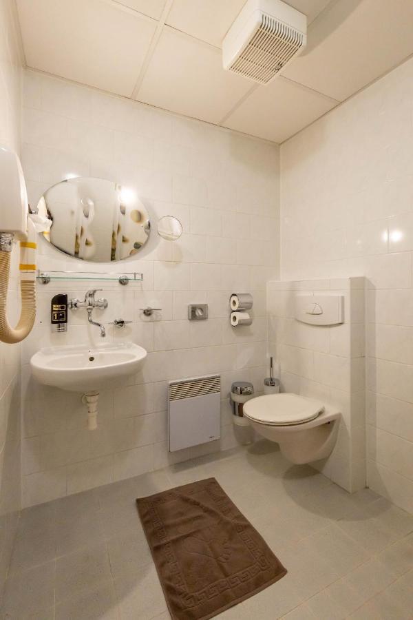 Malenovice  Horsky Hotel Rajska Bouda מראה חיצוני תמונה